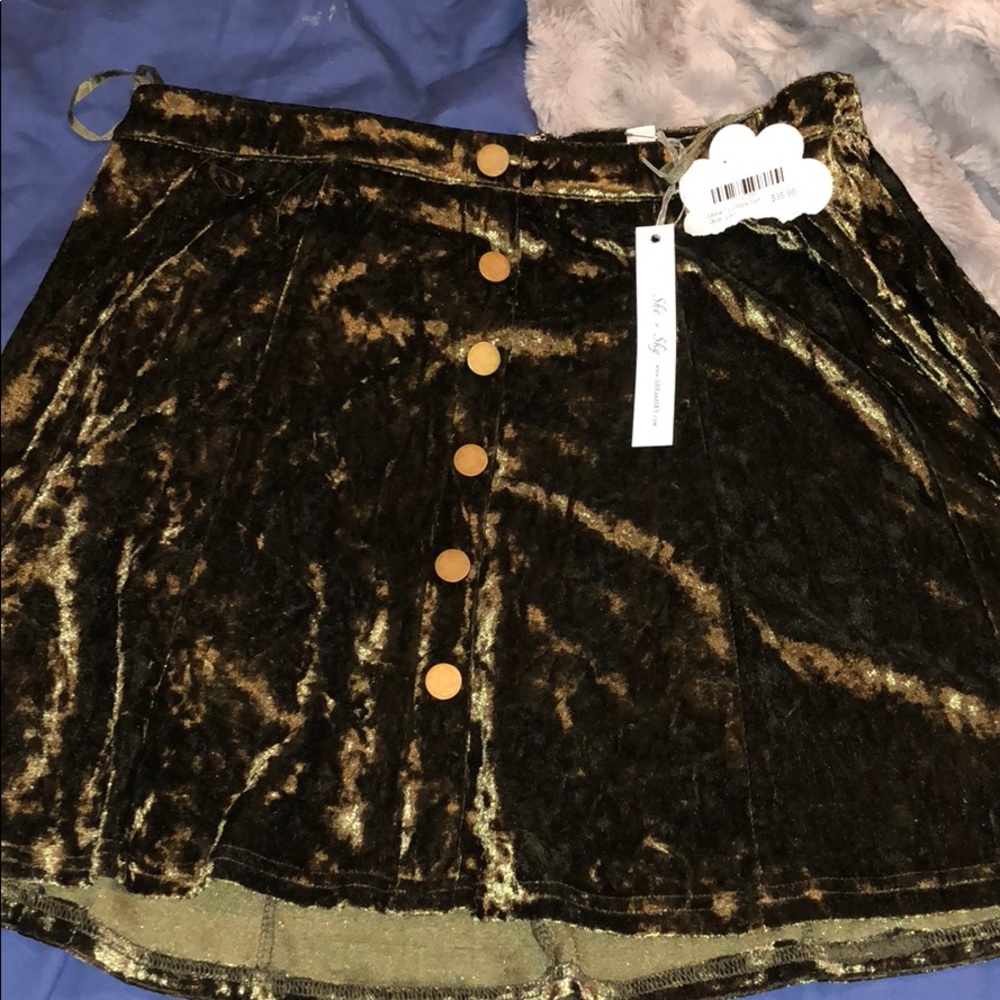 Velvet Mini skirt
